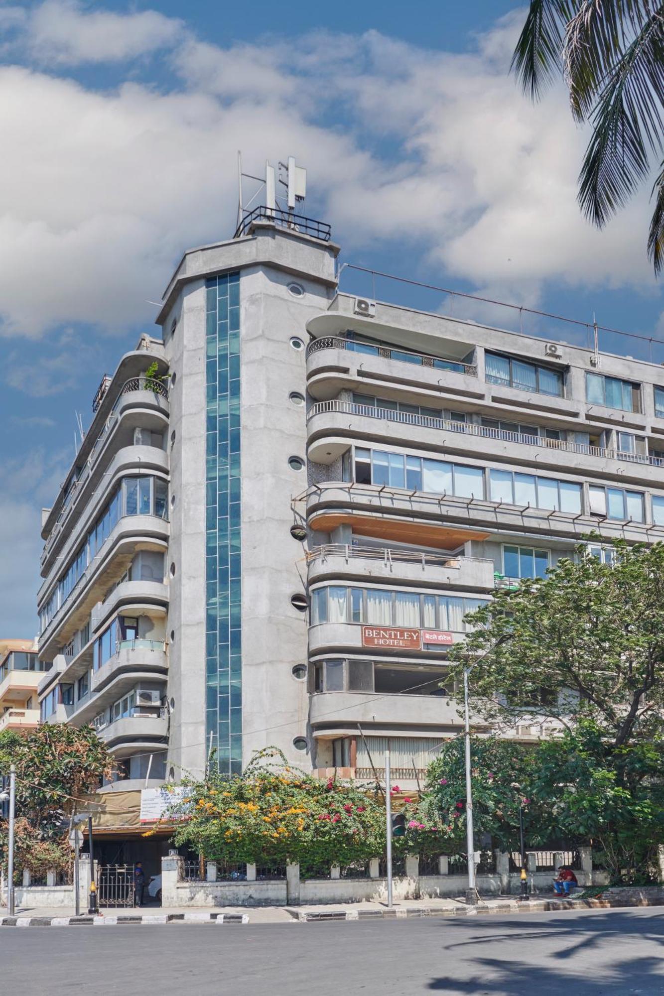 Bentley Hotel Marine Drive Mumbai Exterior photo